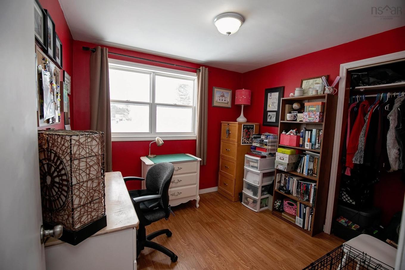 255 Victoria Street E, Amherst, NS