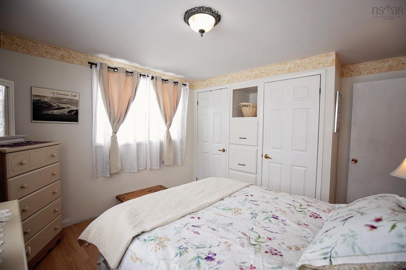 255 Victoria Street E, Amherst, NS