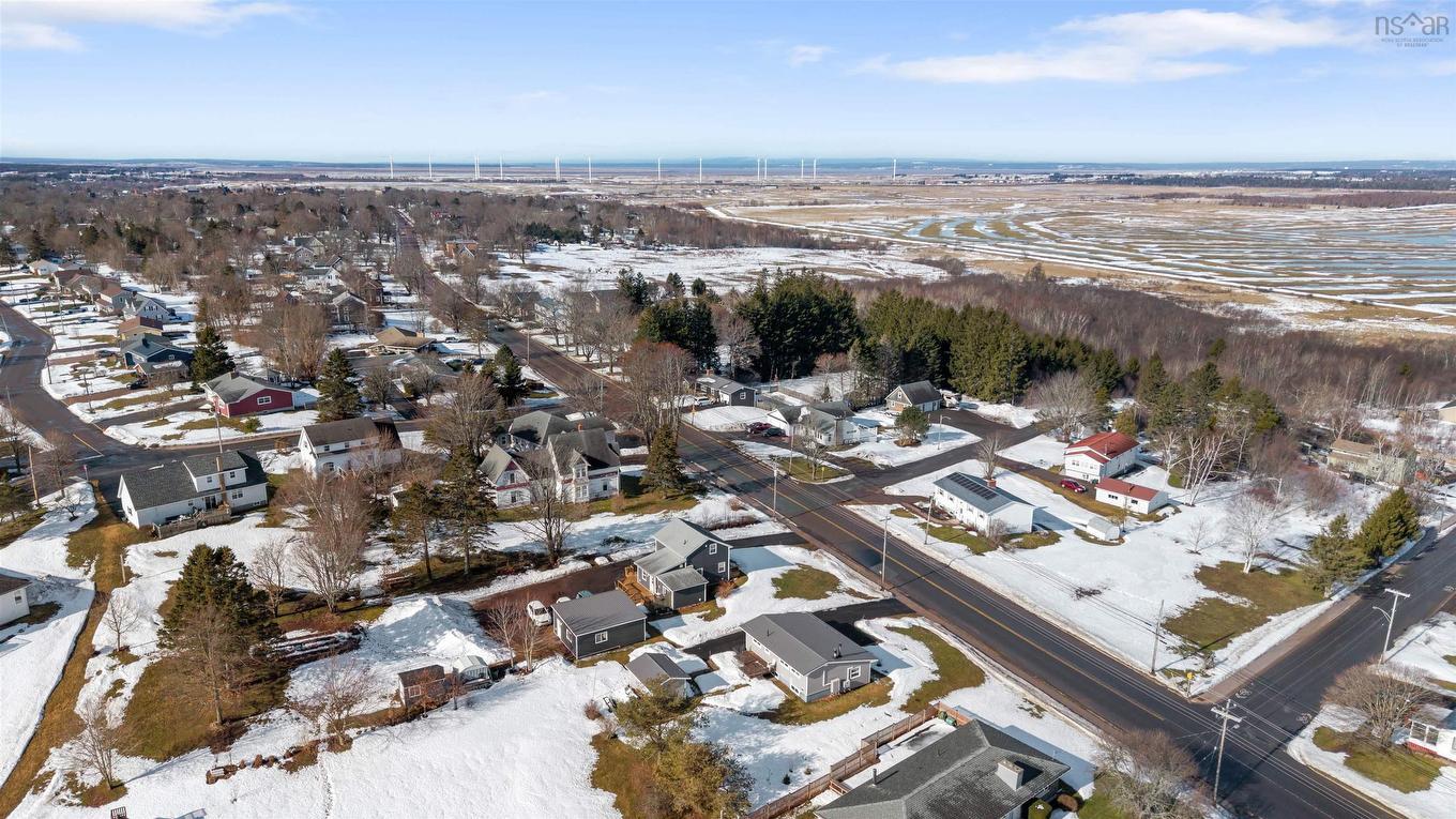 255 Victoria Street E, Amherst, NS