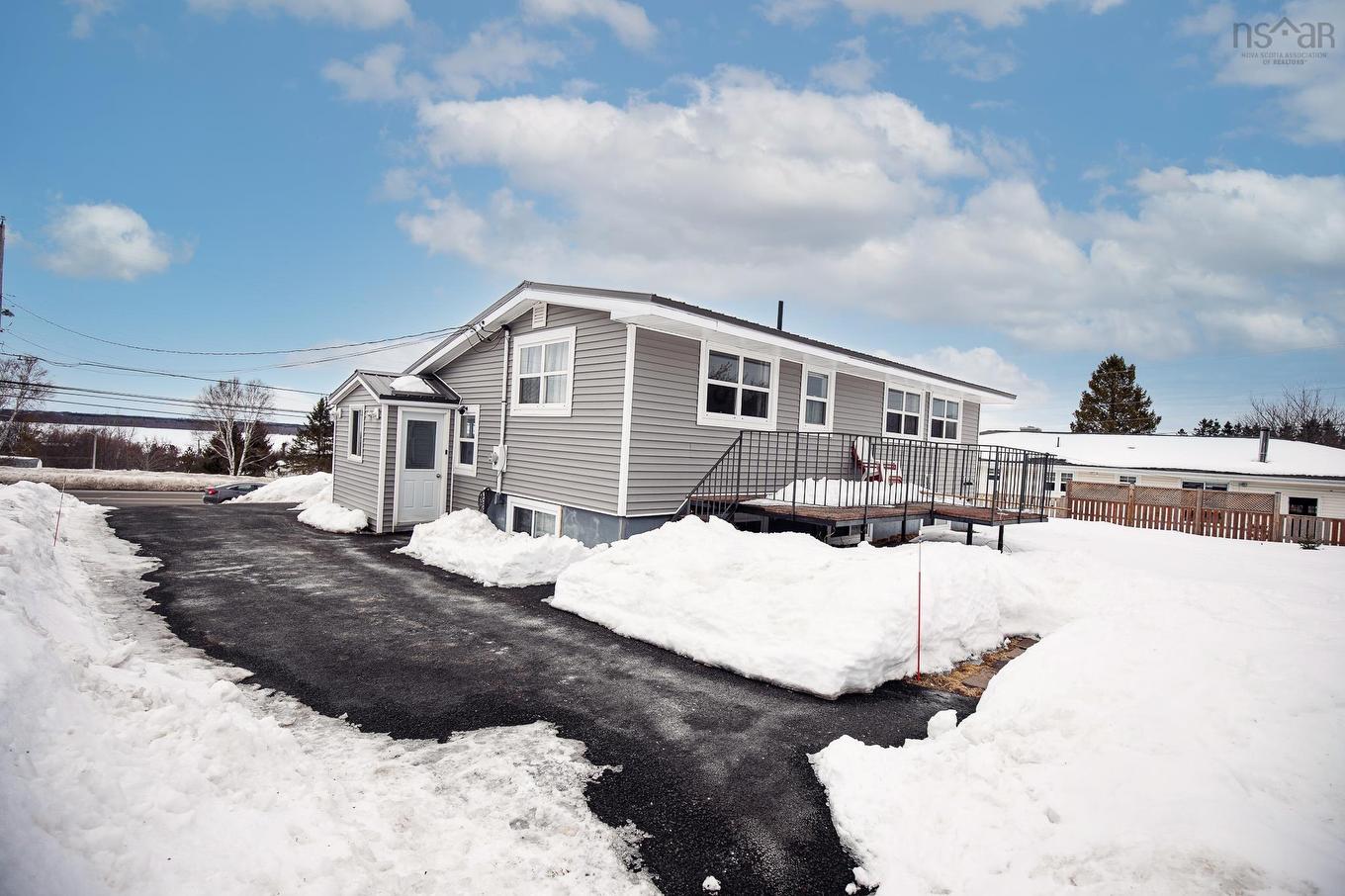 255 Victoria Street E, Amherst, NS