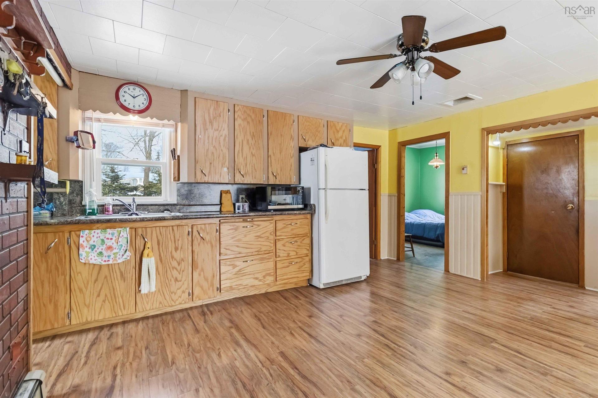67 Croft Avenue, Crescent Beach, NS
