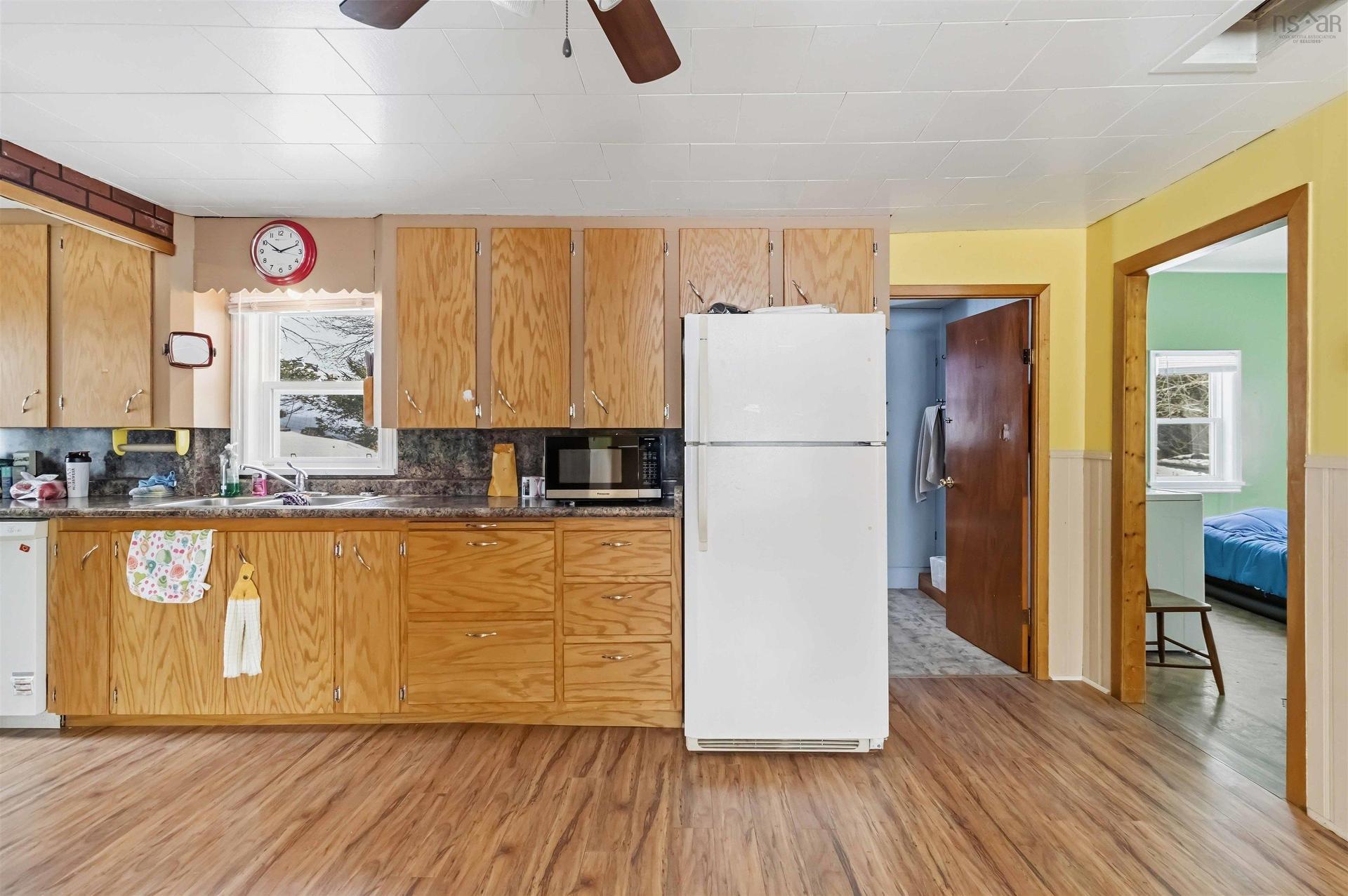 67 Croft Avenue, Crescent Beach, NS