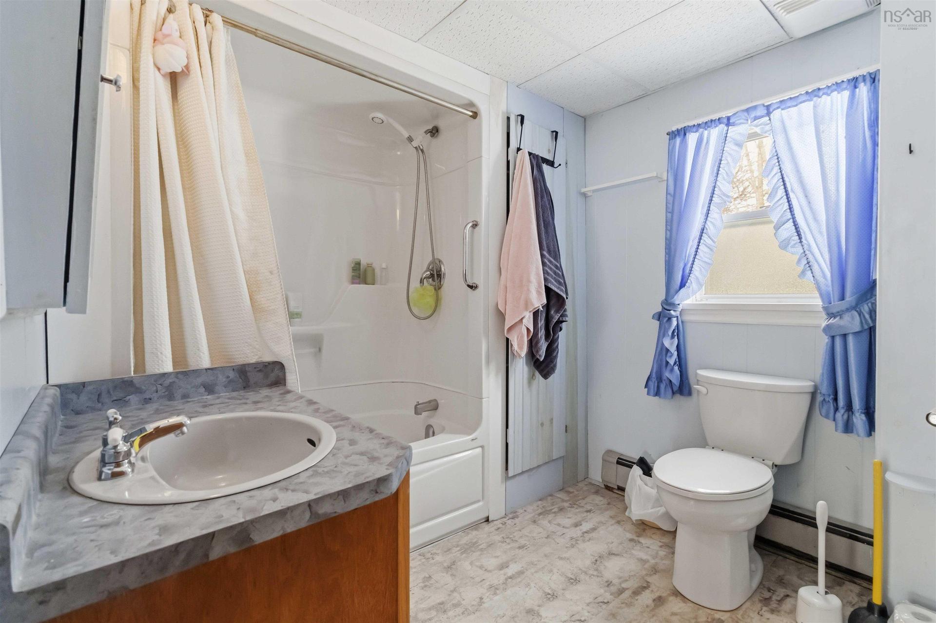 67 Croft Avenue, Crescent Beach, NS
