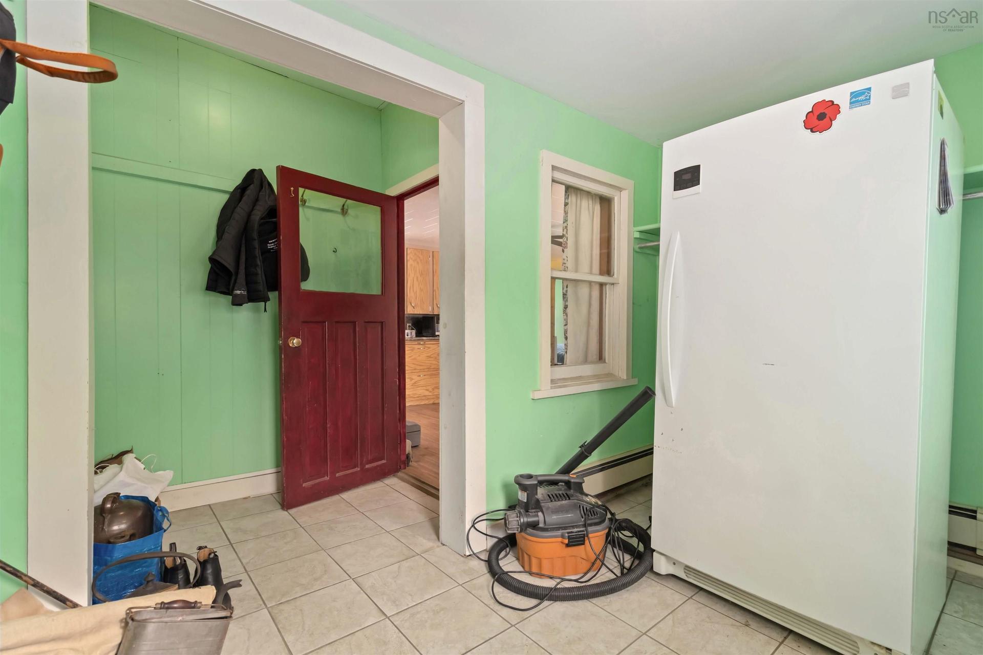 67 Croft Avenue, Crescent Beach, NS