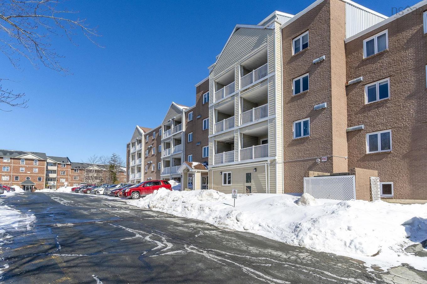 308 15 Langbrae Drive, Clayton Park, NS