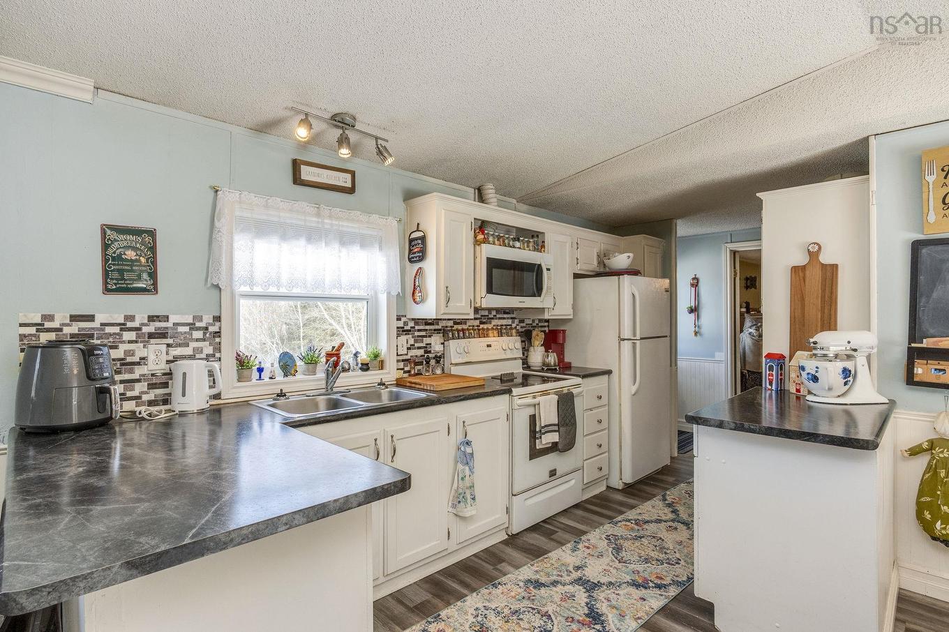 1880 Virginia Road, West Springhill, NS