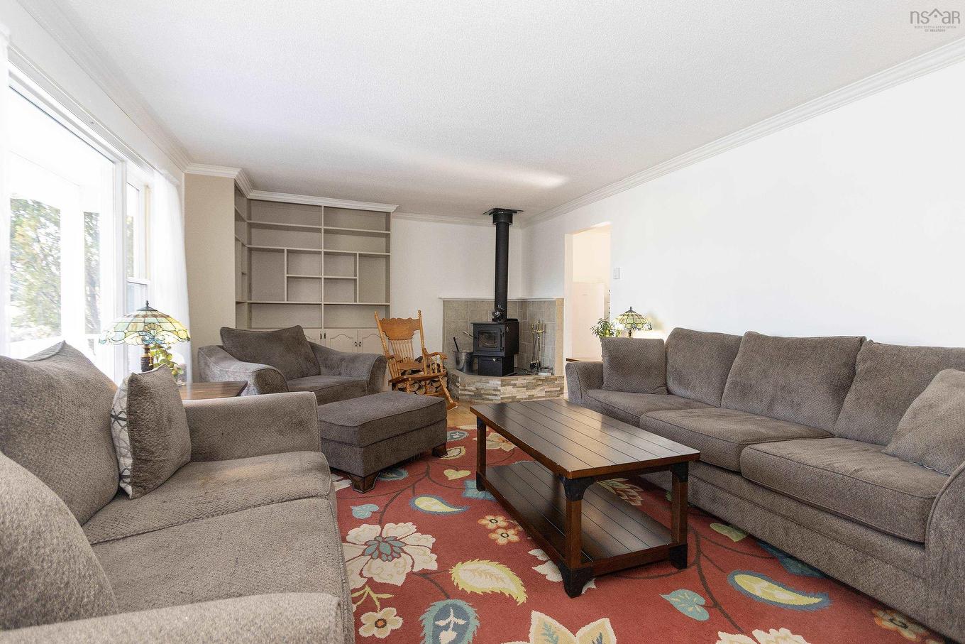 193A Victoria Street E, Amherst, NS - Indoor Photo Showing Living Room