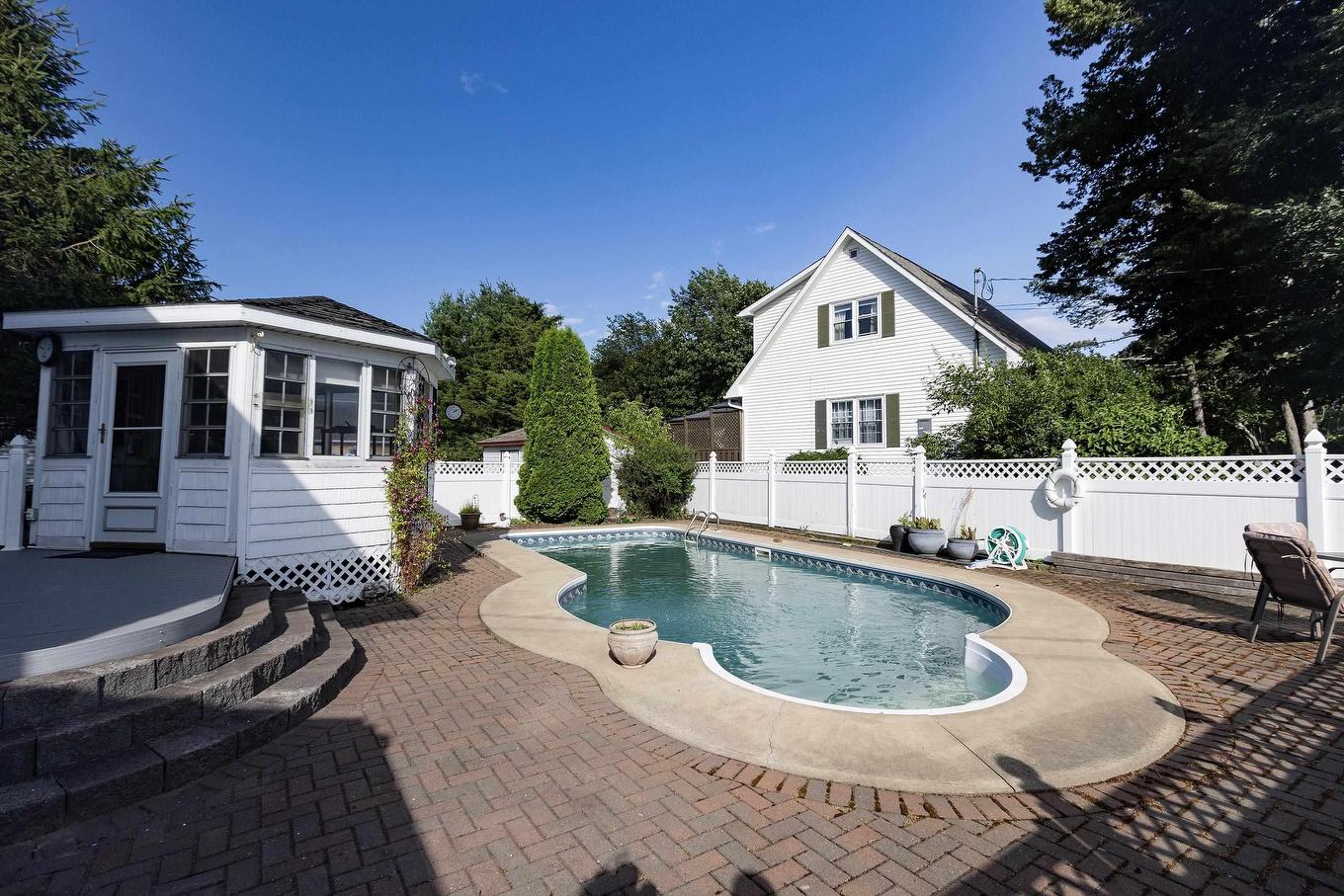 193A Victoria Street E, Amherst, NS - Outdoor With In Ground Pool With Deck Patio Veranda