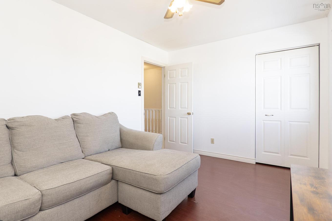 193A Victoria Street E, Amherst, NS - Indoor