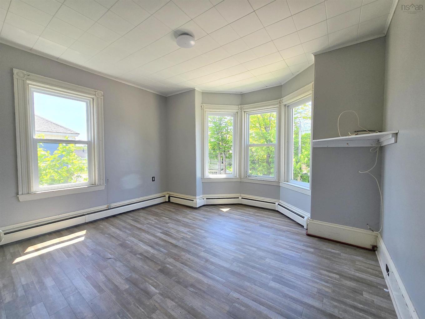 76 Havelock Street, Amherst, NS