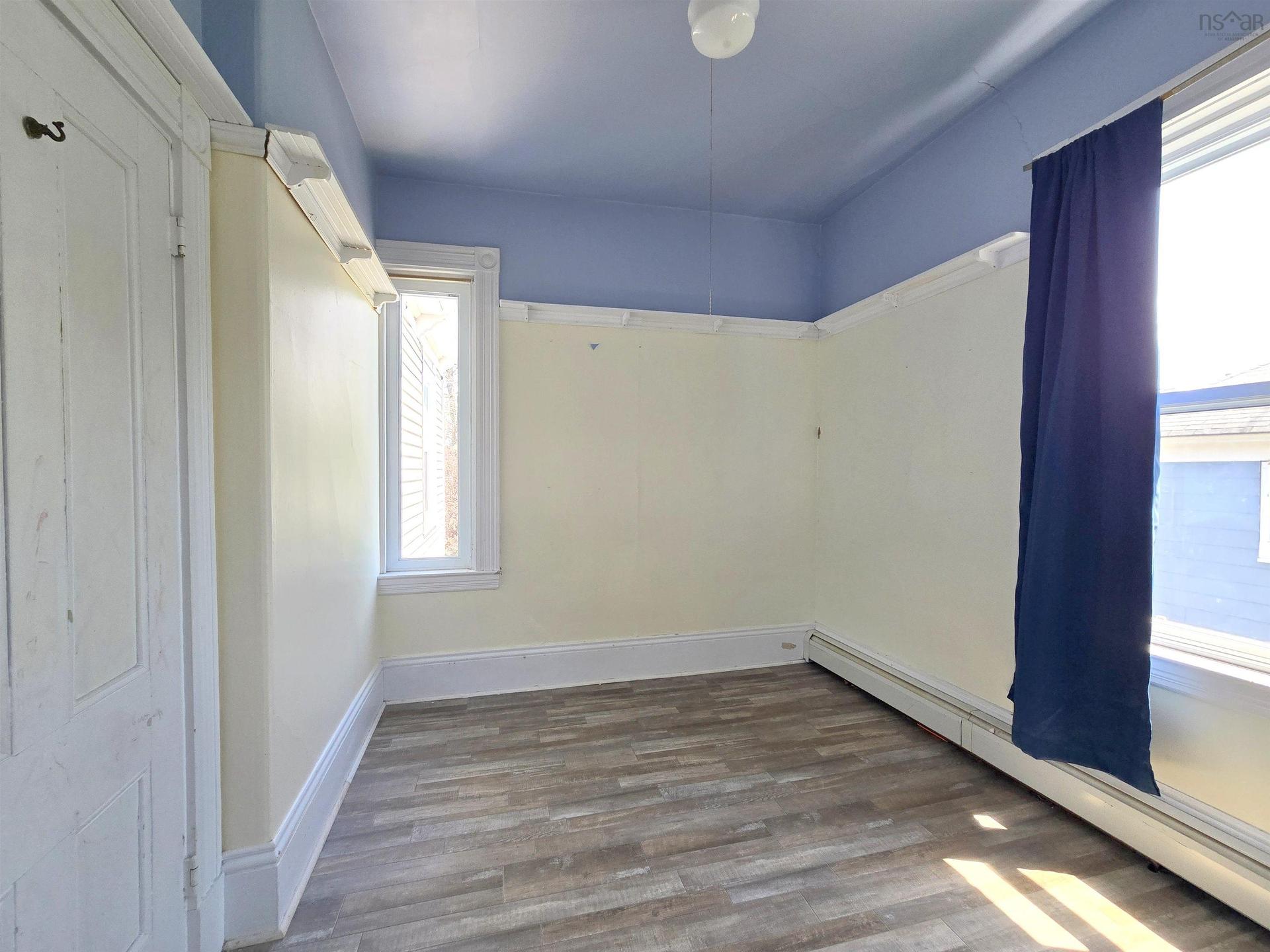 76 Havelock Street, Amherst, NS