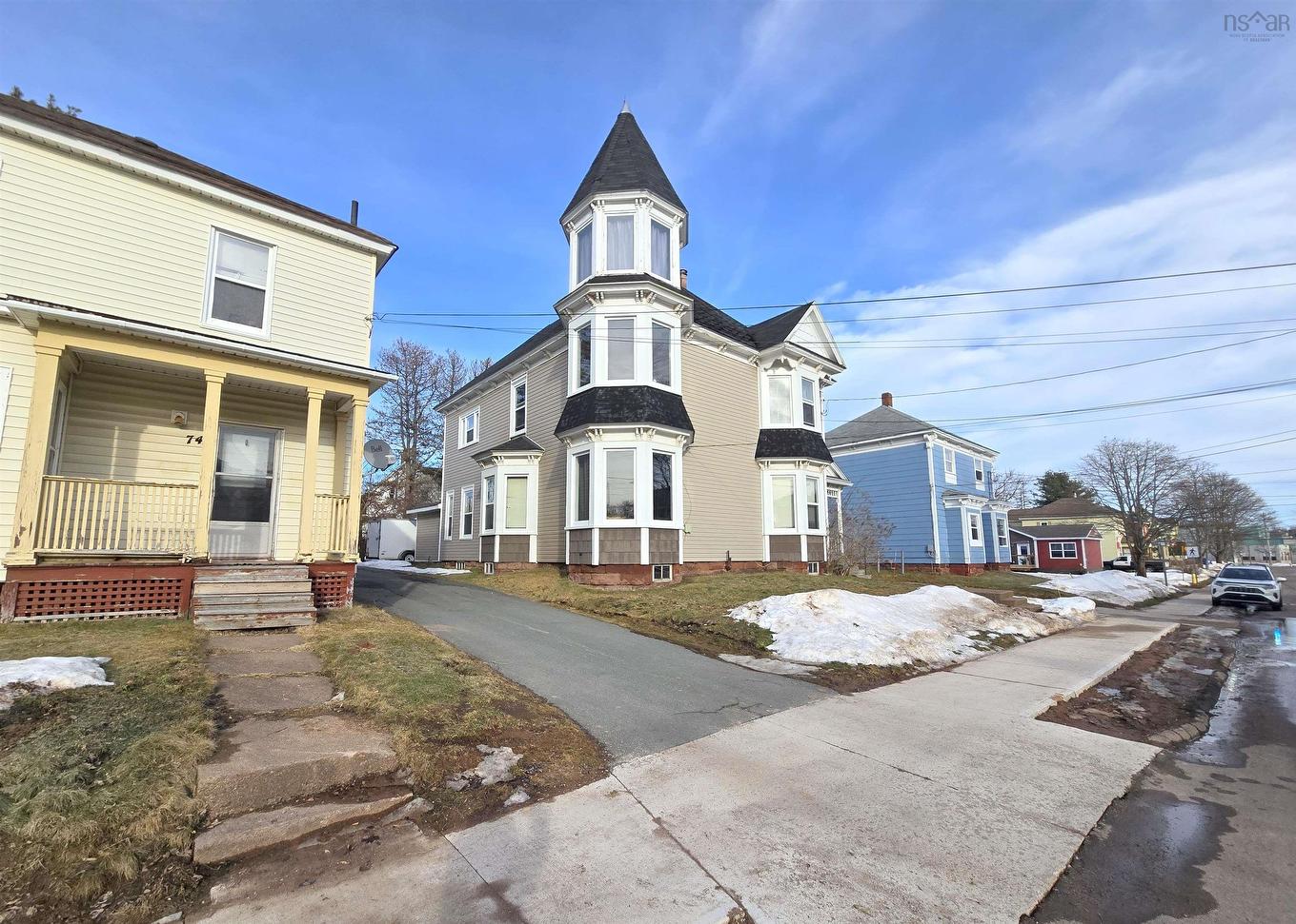 76 Havelock Street, Amherst, NS