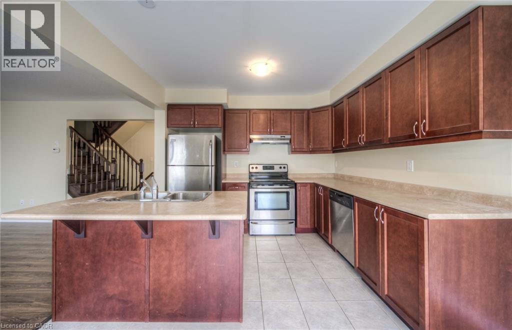 36 Arbourview Crescent, Kitchener, ON - Indoor Photo Showing Kitchen With Stainless Steel Kitchen With Double Sink