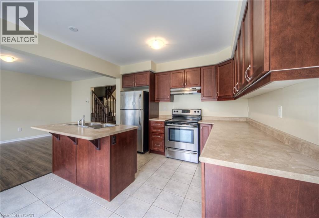 36 Arbourview Crescent, Kitchener, ON - Indoor Photo Showing Kitchen With Stainless Steel Kitchen With Double Sink