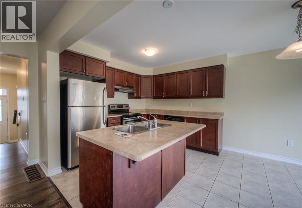 36 Arbourview Crescent, Kitchener, ON - Indoor Photo Showing Kitchen With Stainless Steel Kitchen With Double Sink