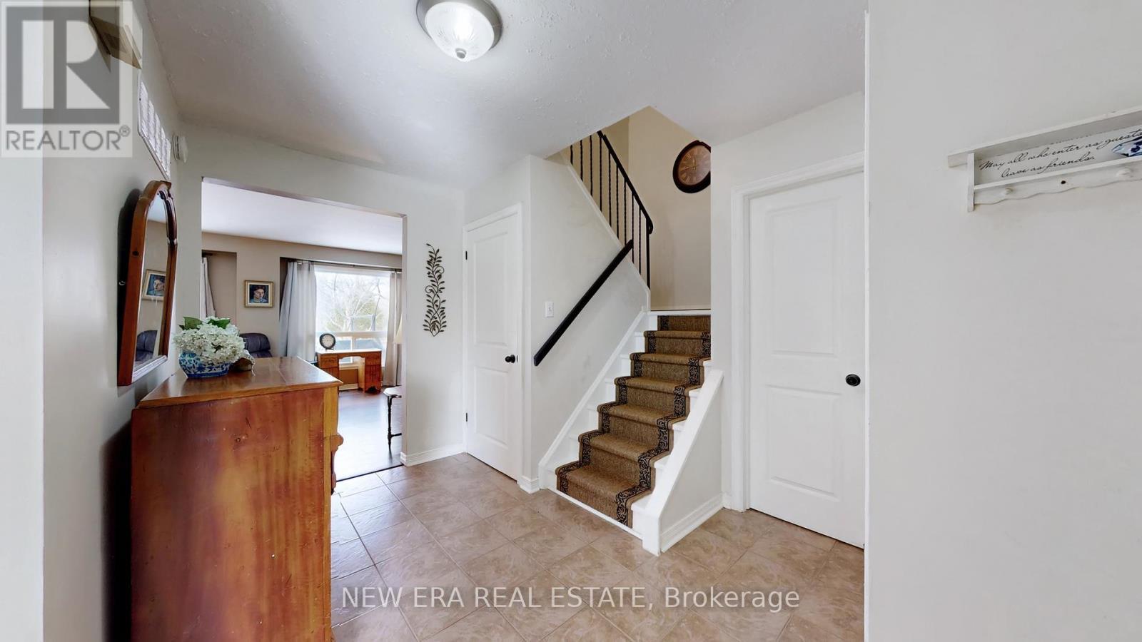 3103 Autumn Hill Crescent, Burlington, ON - Indoor Photo Showing Other Room