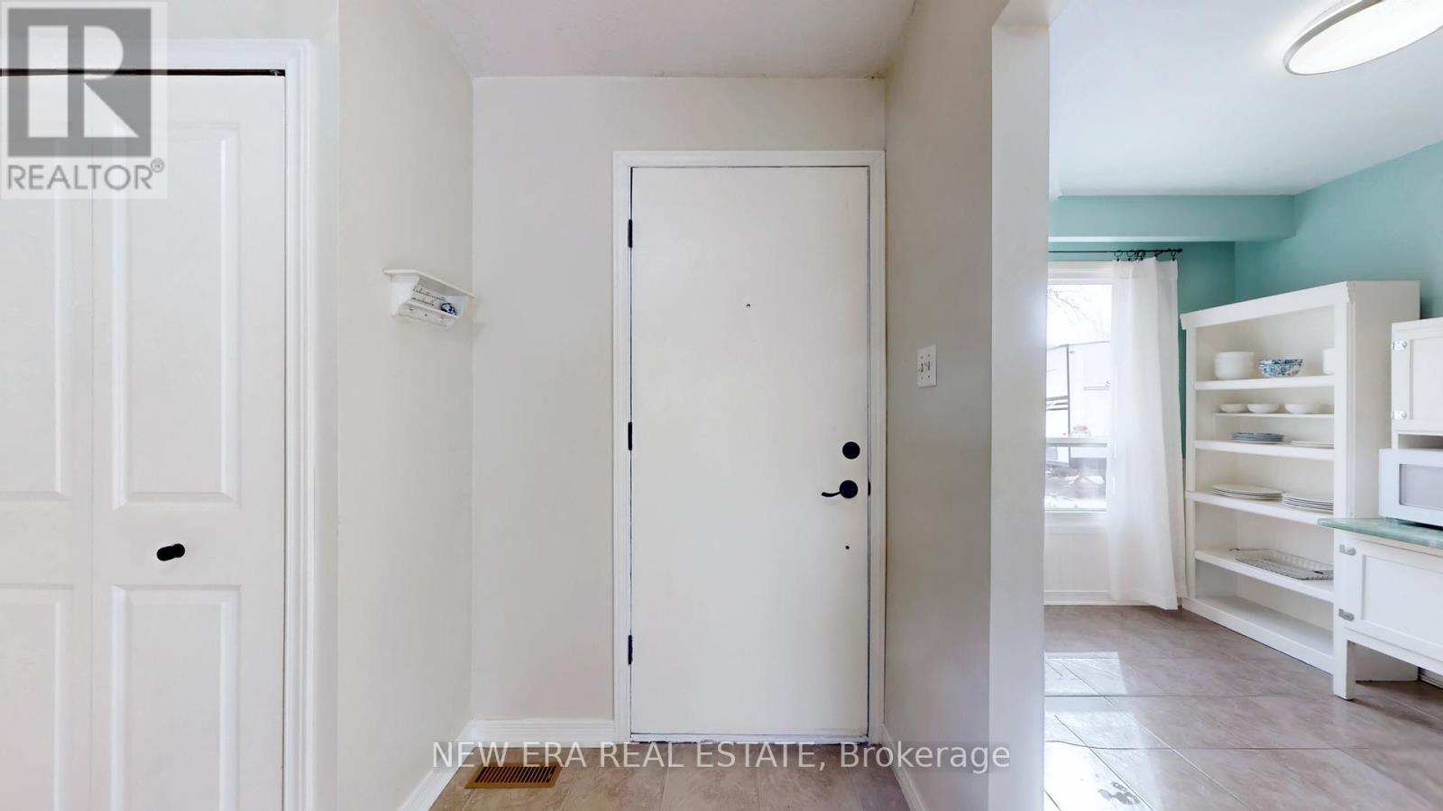 3103 Autumn Hill Crescent, Burlington, ON - Indoor Photo Showing Other Room