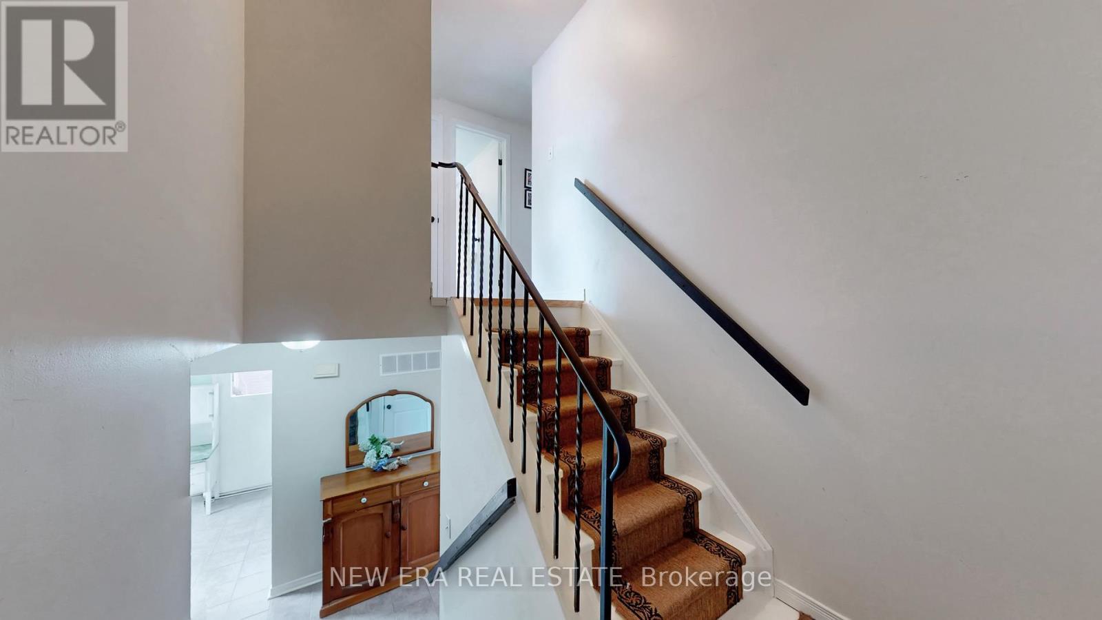 3103 Autumn Hill Crescent, Burlington, ON - Indoor Photo Showing Other Room