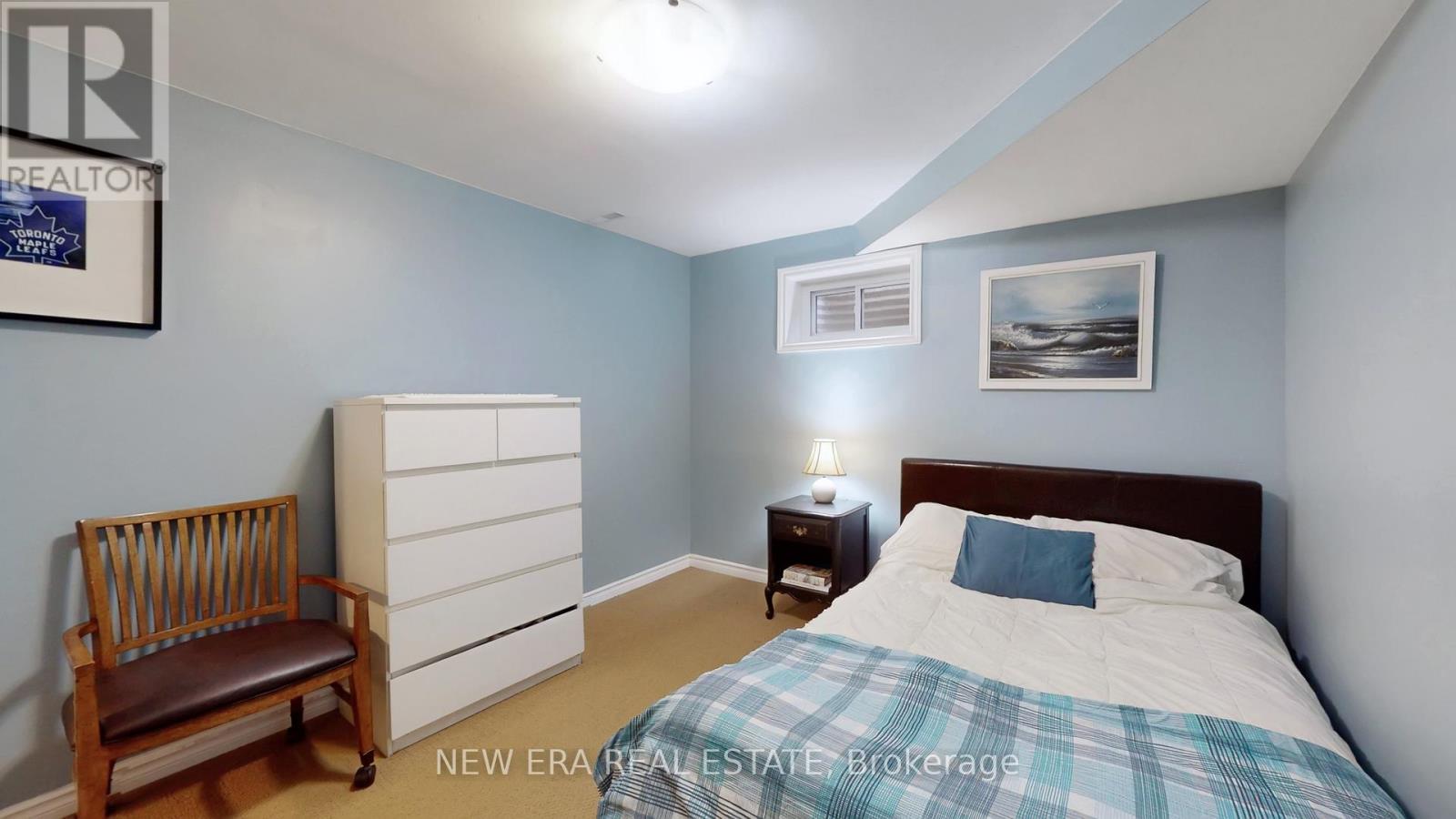 3103 Autumn Hill Crescent, Burlington, ON - Indoor Photo Showing Bedroom