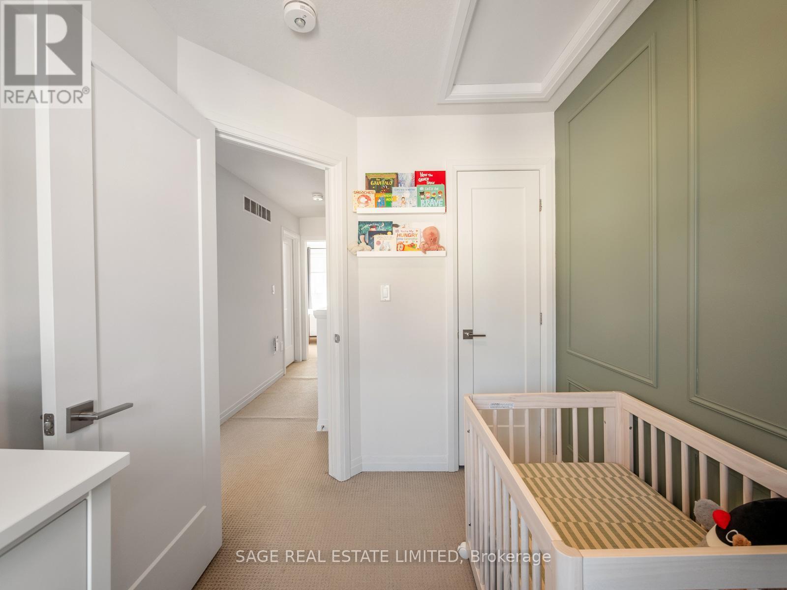 4 Could Lane, Hamilton, ON - Indoor