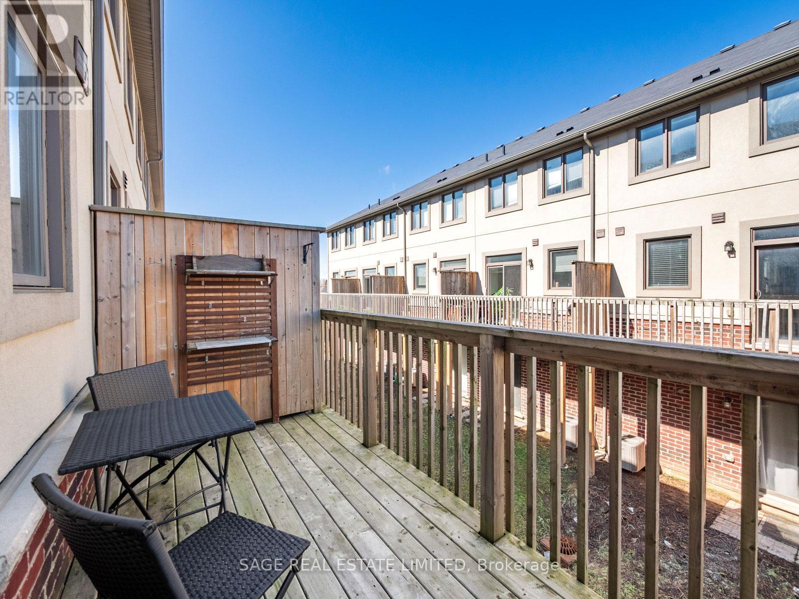 4 Could Lane, Hamilton, ON - Outdoor With Deck Patio Veranda With Exterior