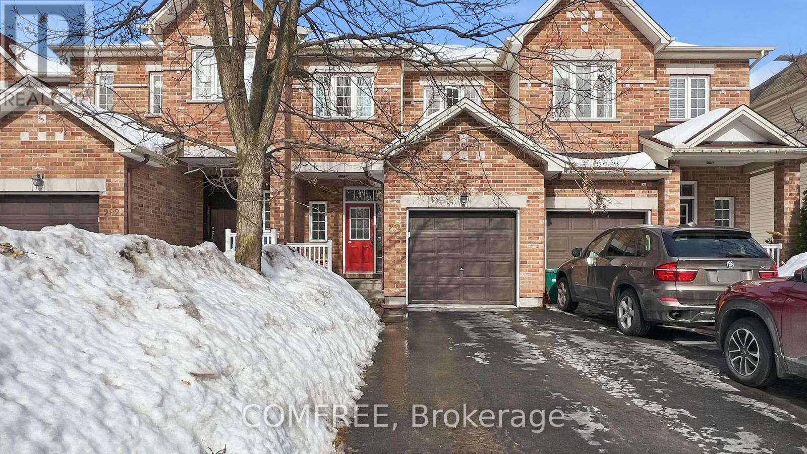 294 Waymark Crescent, Ottawa, ON - Outdoor With Facade