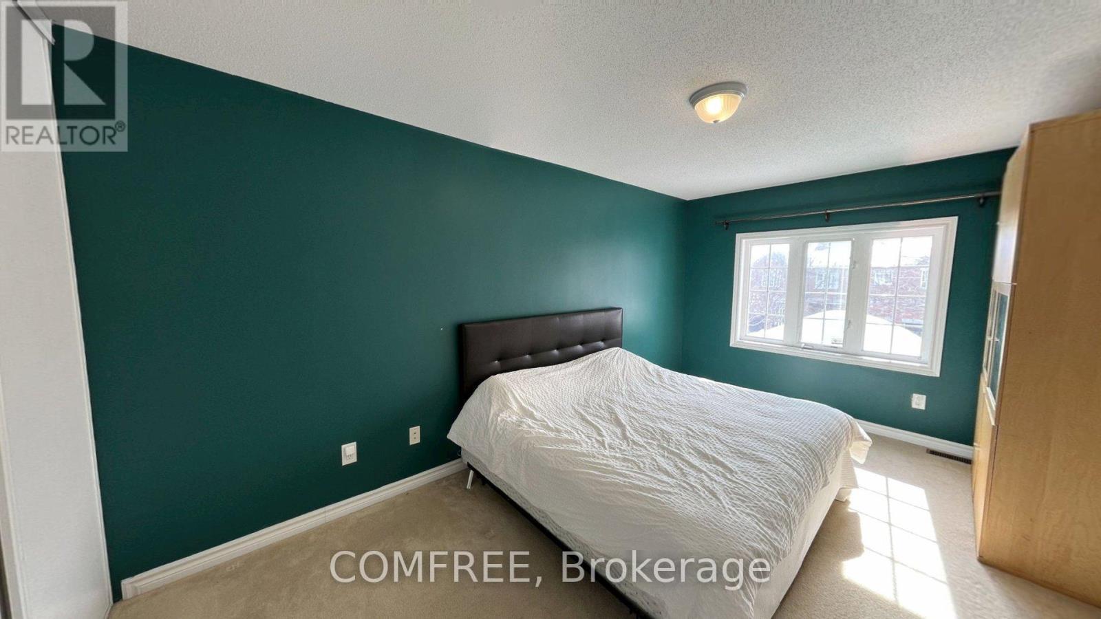 294 Waymark Crescent, Ottawa, ON - Indoor Photo Showing Bedroom
