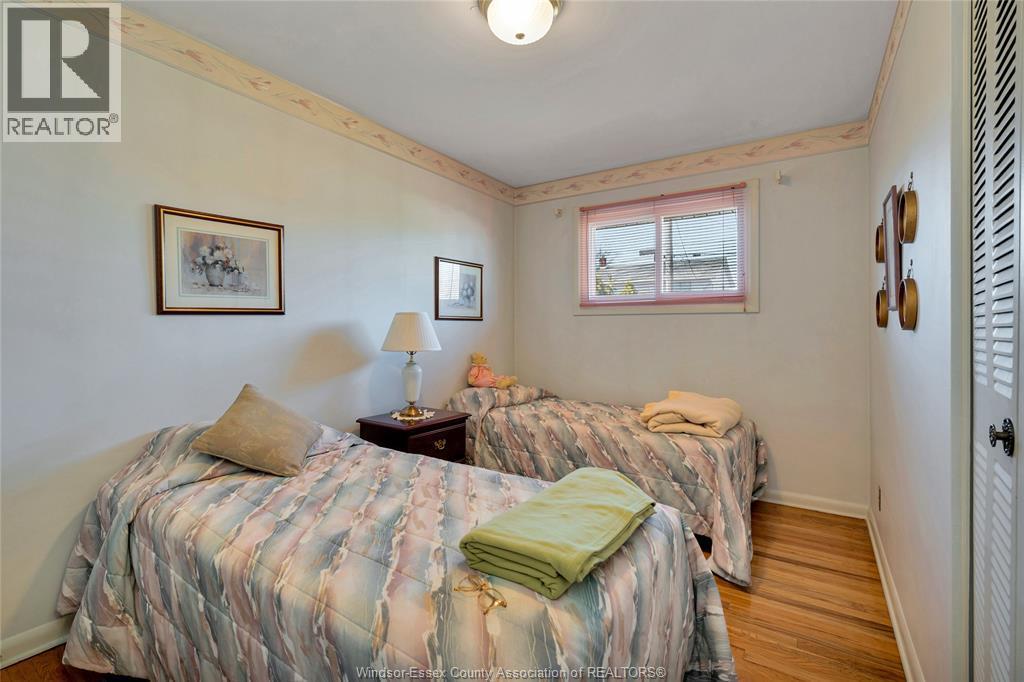 1640 St. Gabriel, Windsor, ON - Indoor Photo Showing Bedroom
