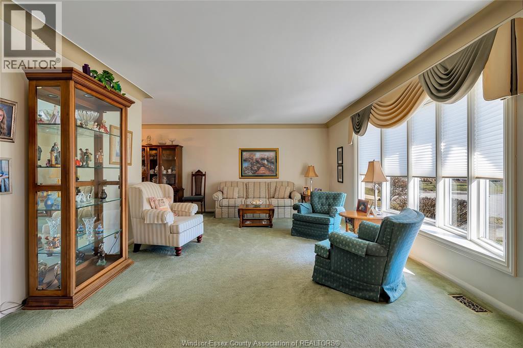 1640 St. Gabriel, Windsor, ON - Indoor