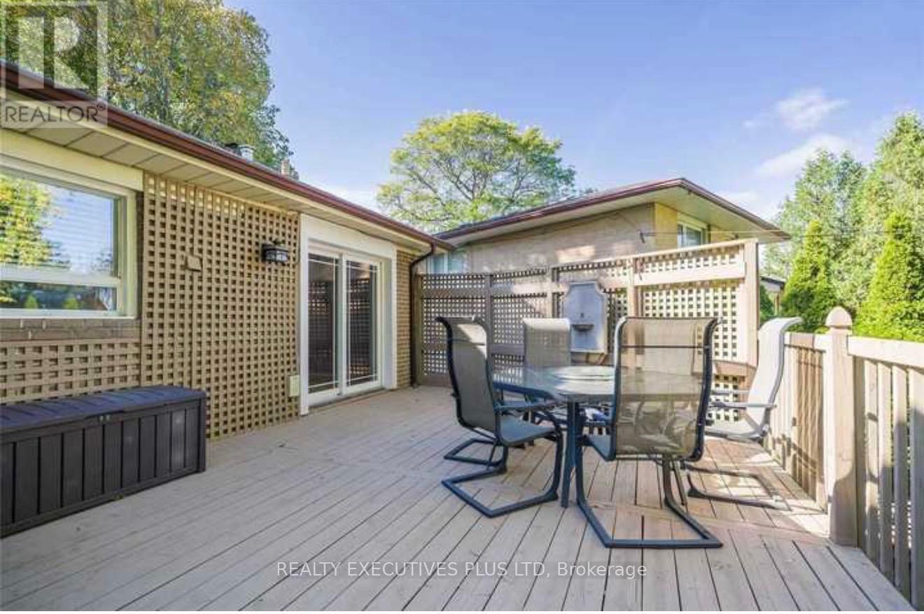 19 Brucedale Crescent, Toronto, ON