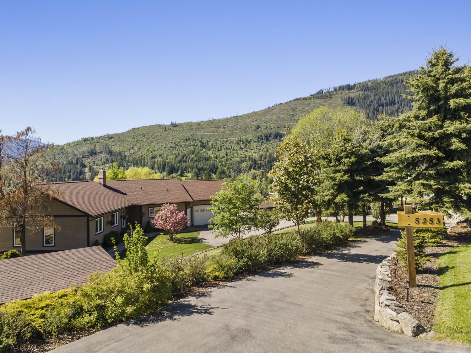 5253 Elsie Holmes Road, Wynndel, BC - Outdoor With View