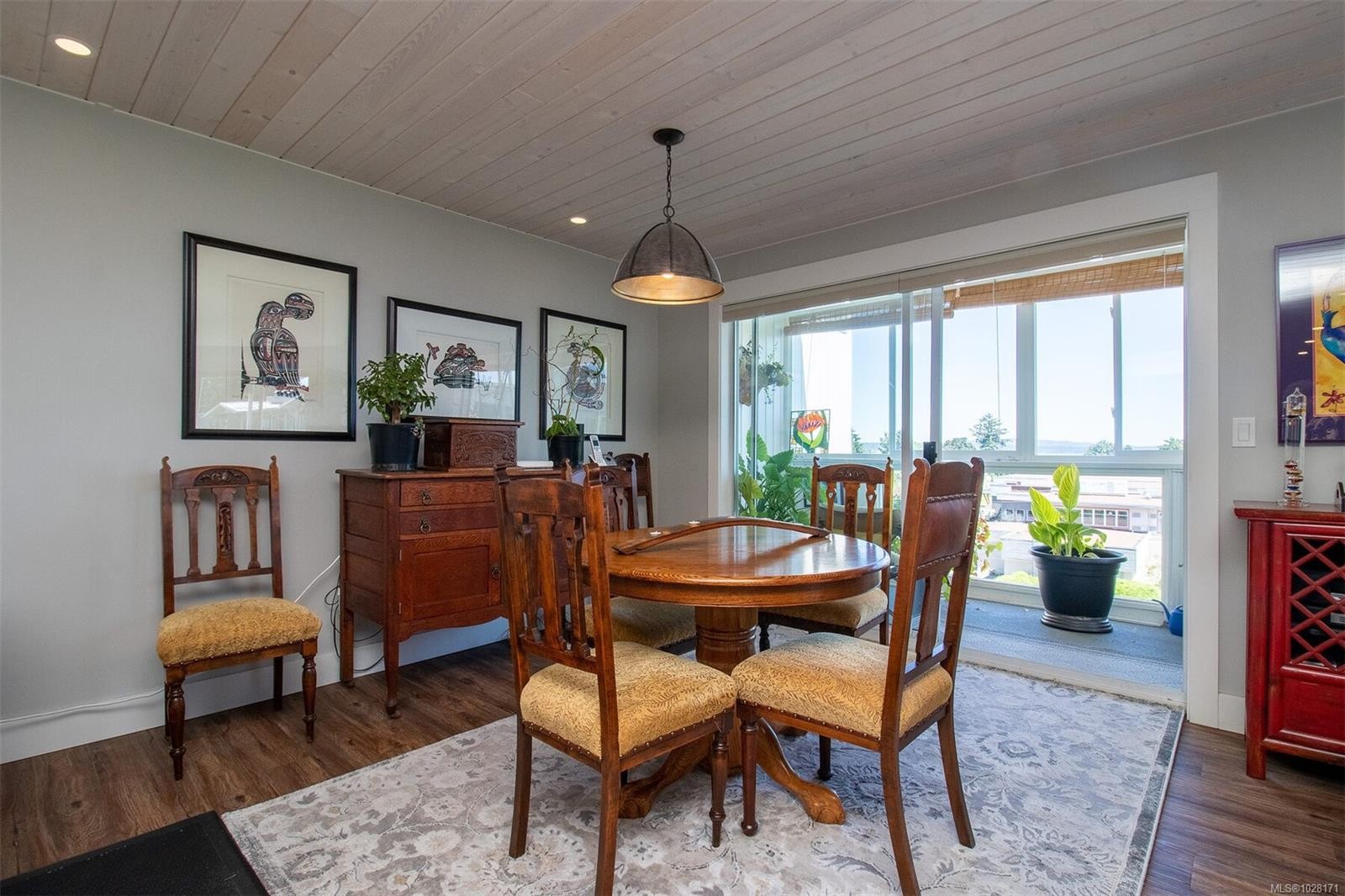404-9958 Daniel St, Chemainus, BC - Indoor Photo Showing Dining Room