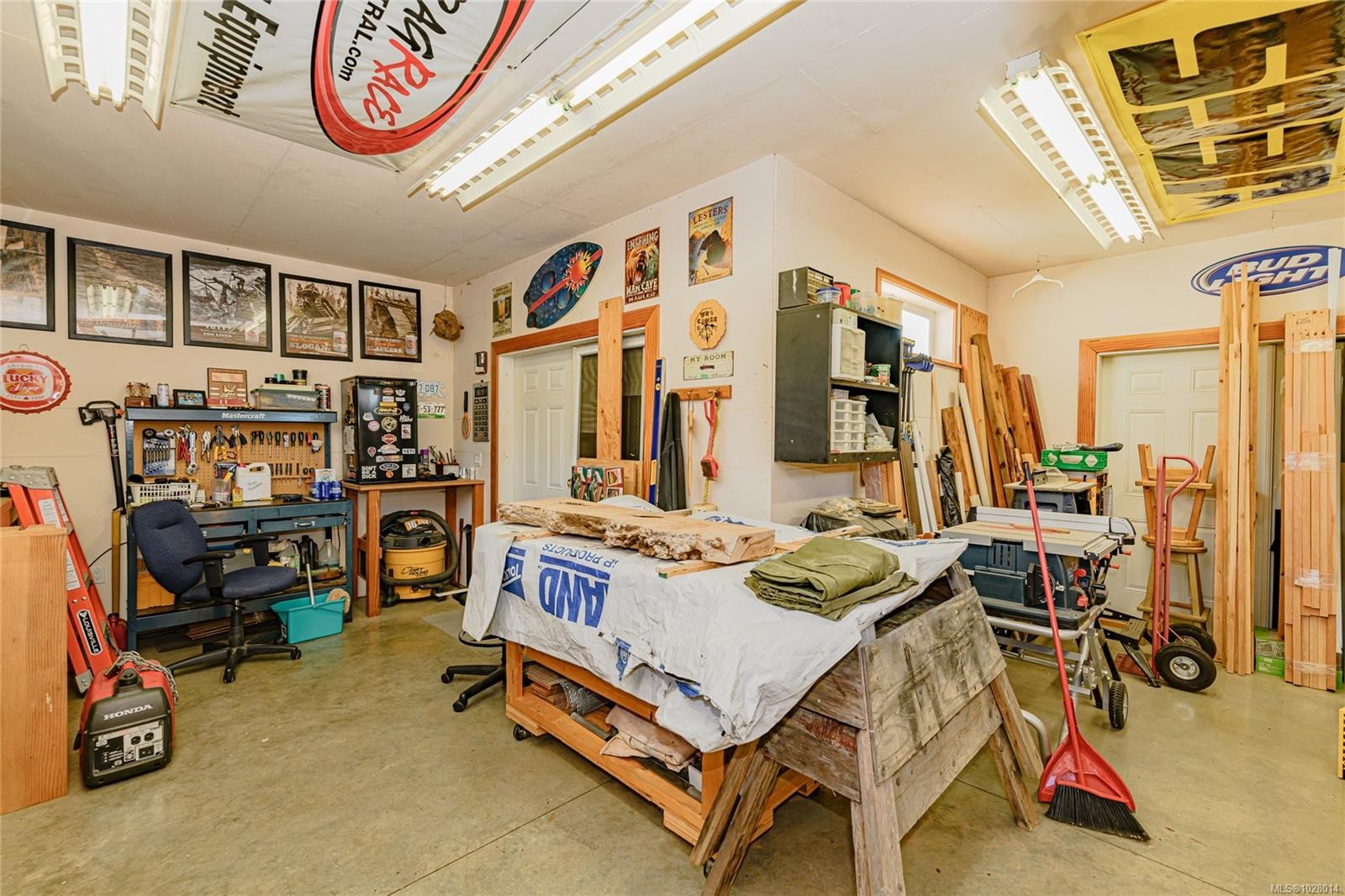 460 Bundock Ave, Duncan, BC