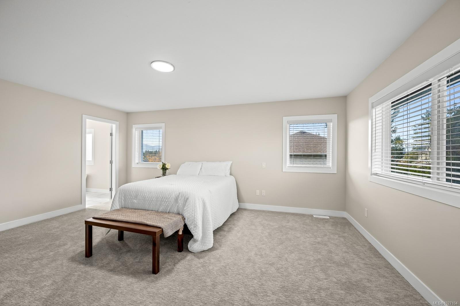 499 Torrence Rd, Comox, BC