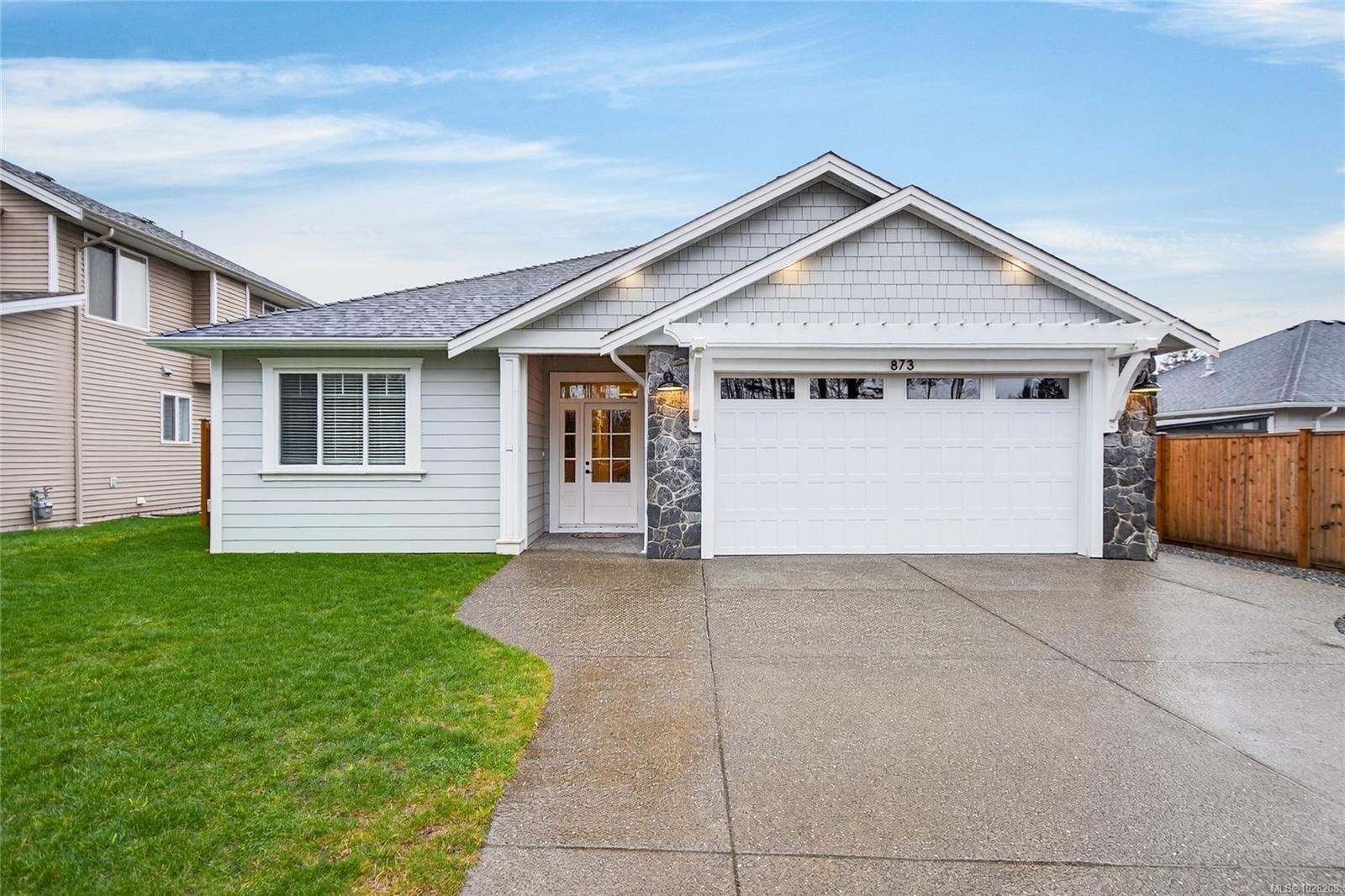 873 Aspen Rd, Comox, BC