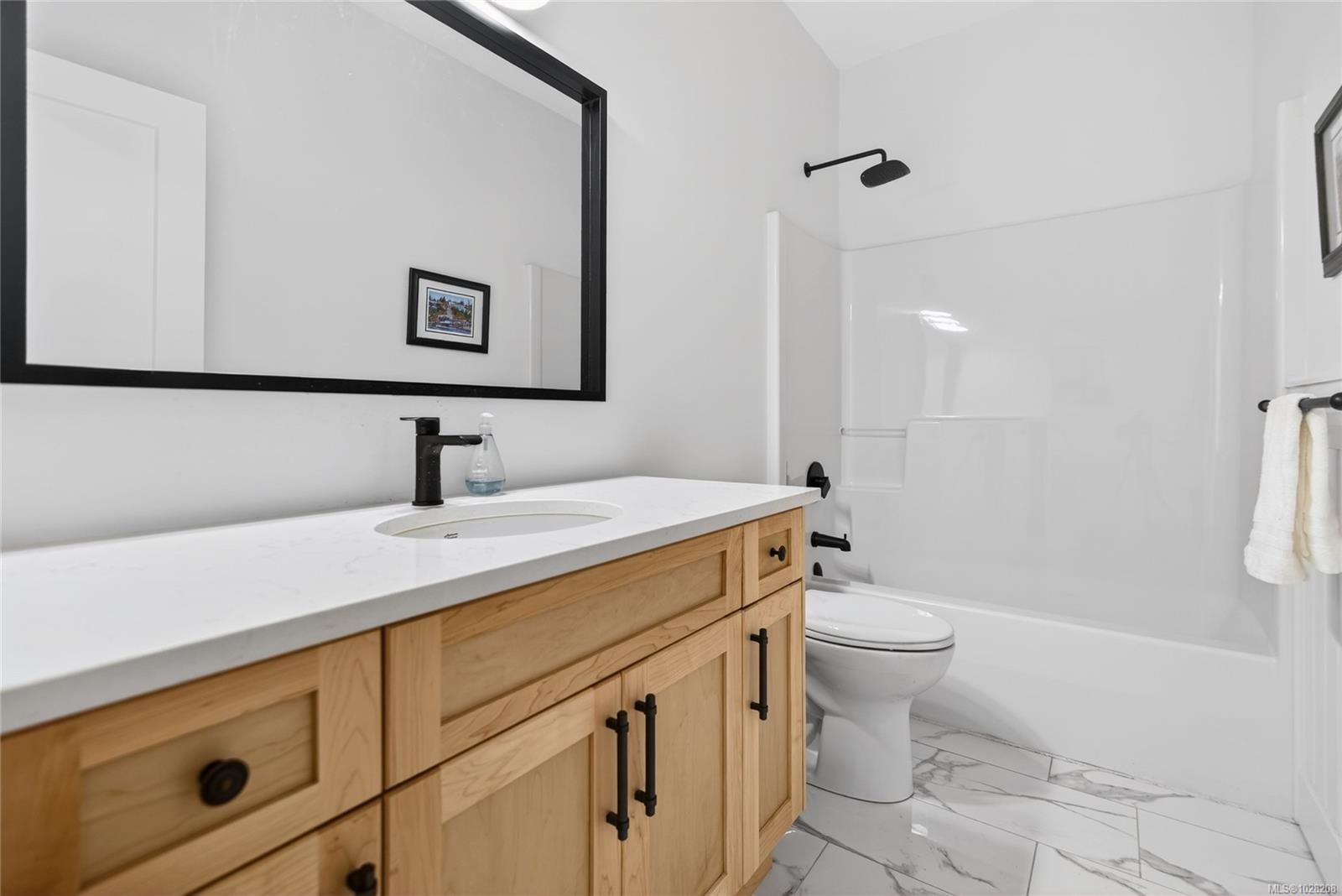 873 Aspen Rd, Comox, BC