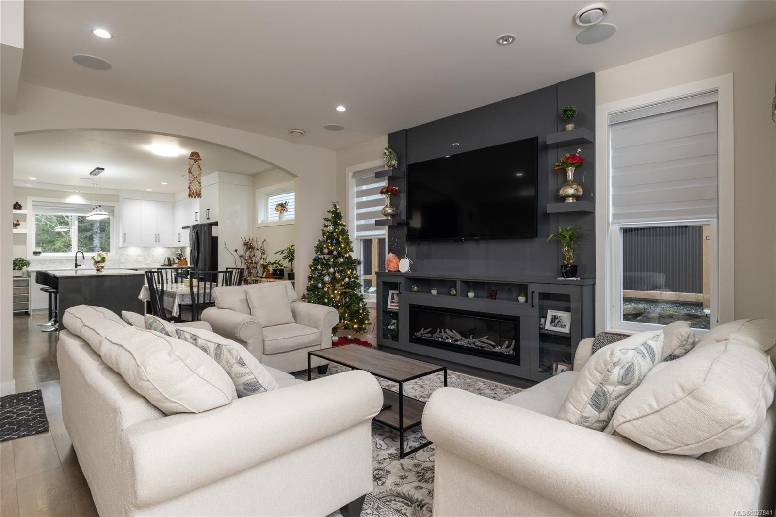 1636 Roberta Rd South, Nanaimo, BC