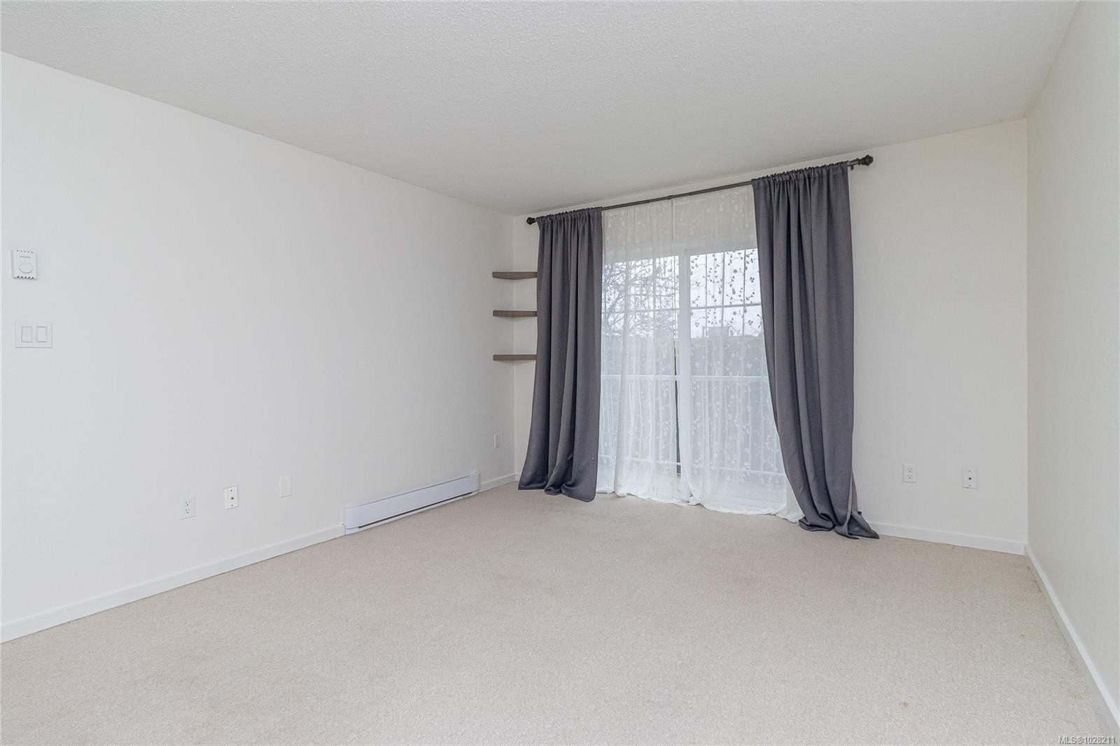 101-9942 Daniel St, Chemainus, BC - Indoor Photo Showing Other Room