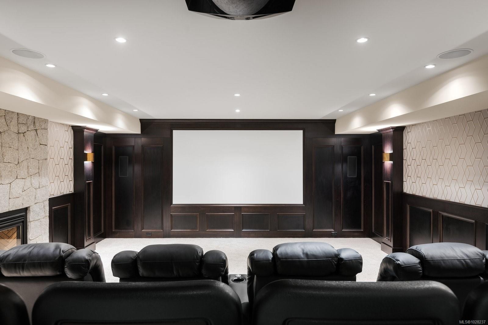 3375 Ripon Rd, Oak Bay, BC