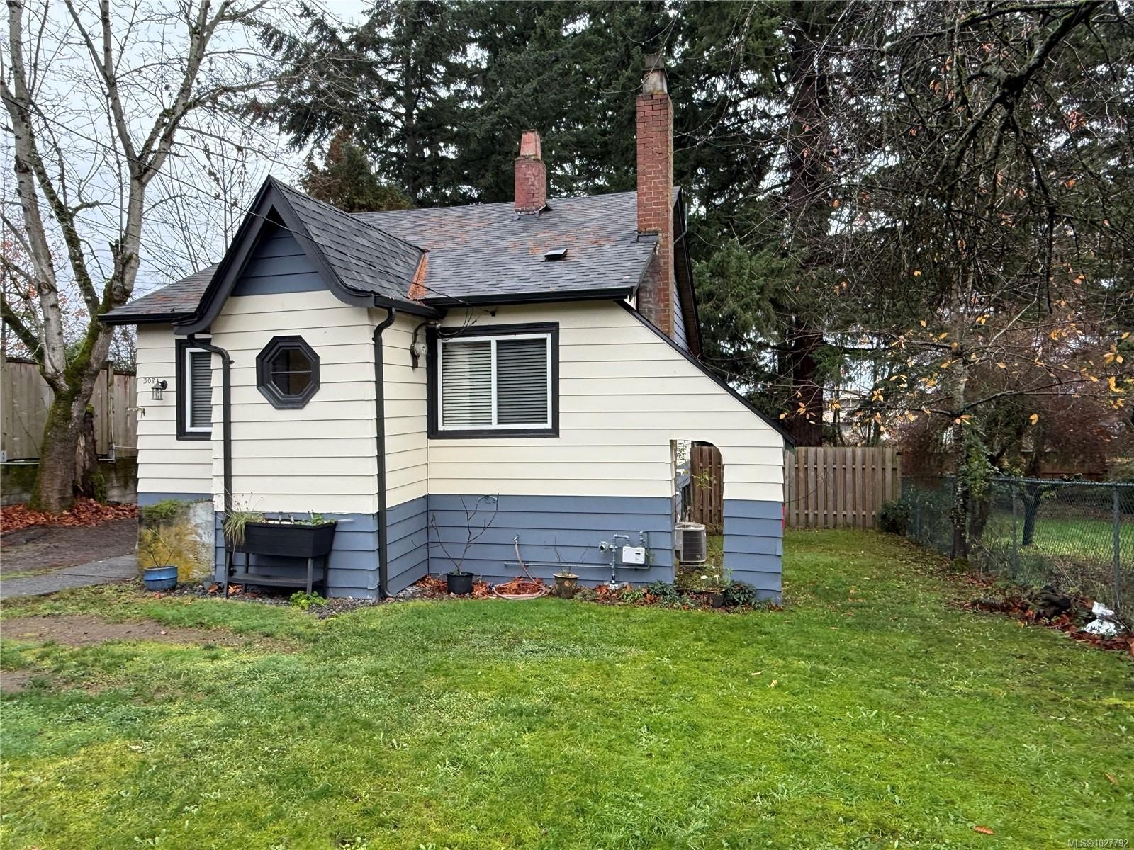 308 Holly Ave, Nanaimo, BC