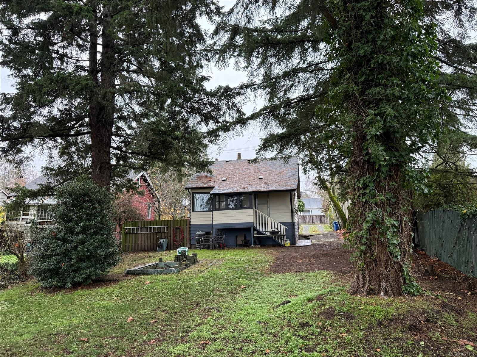 308 Holly Ave, Nanaimo, BC