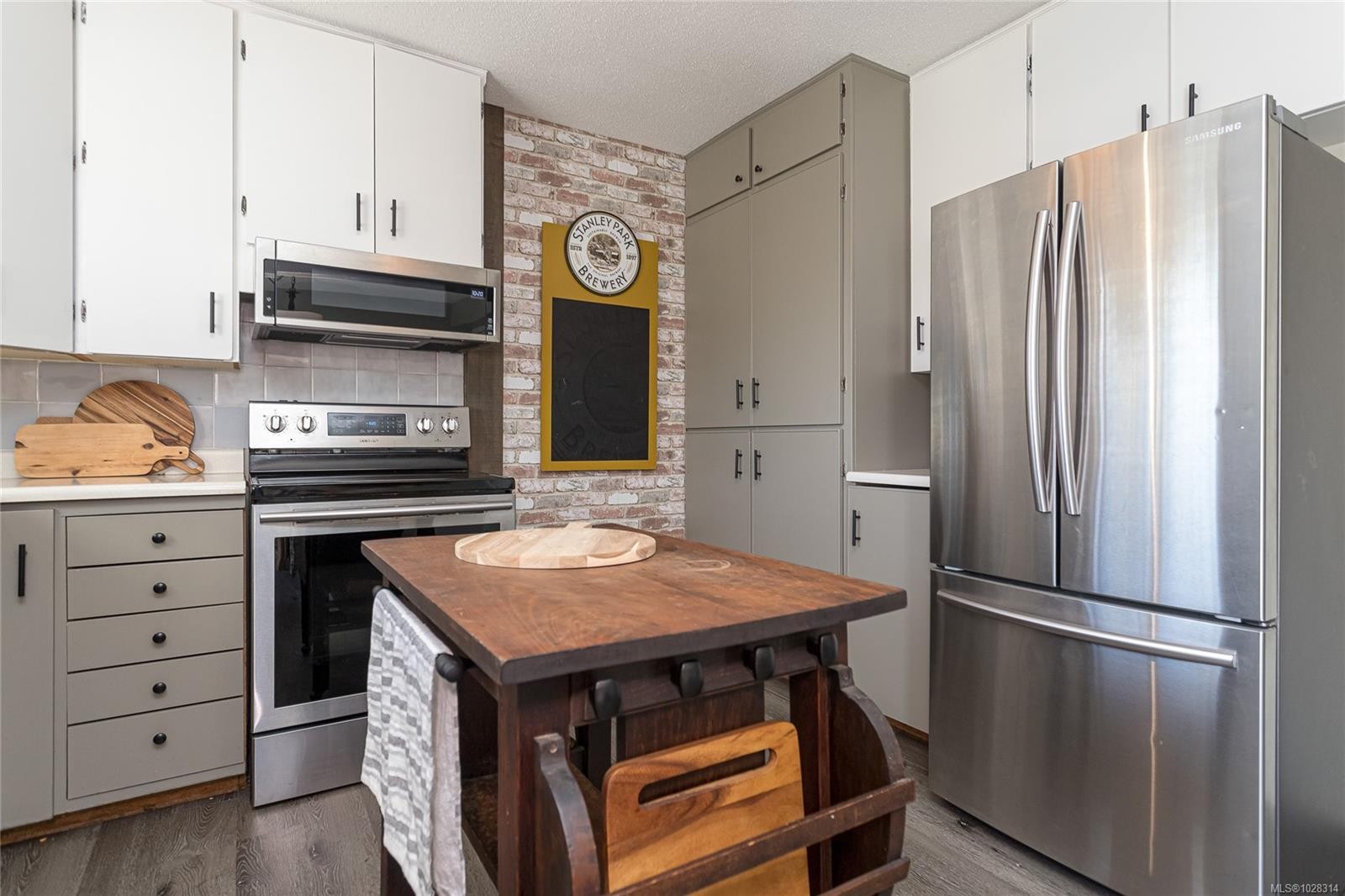 9265 Chemainus Rd, Chemainus, BC