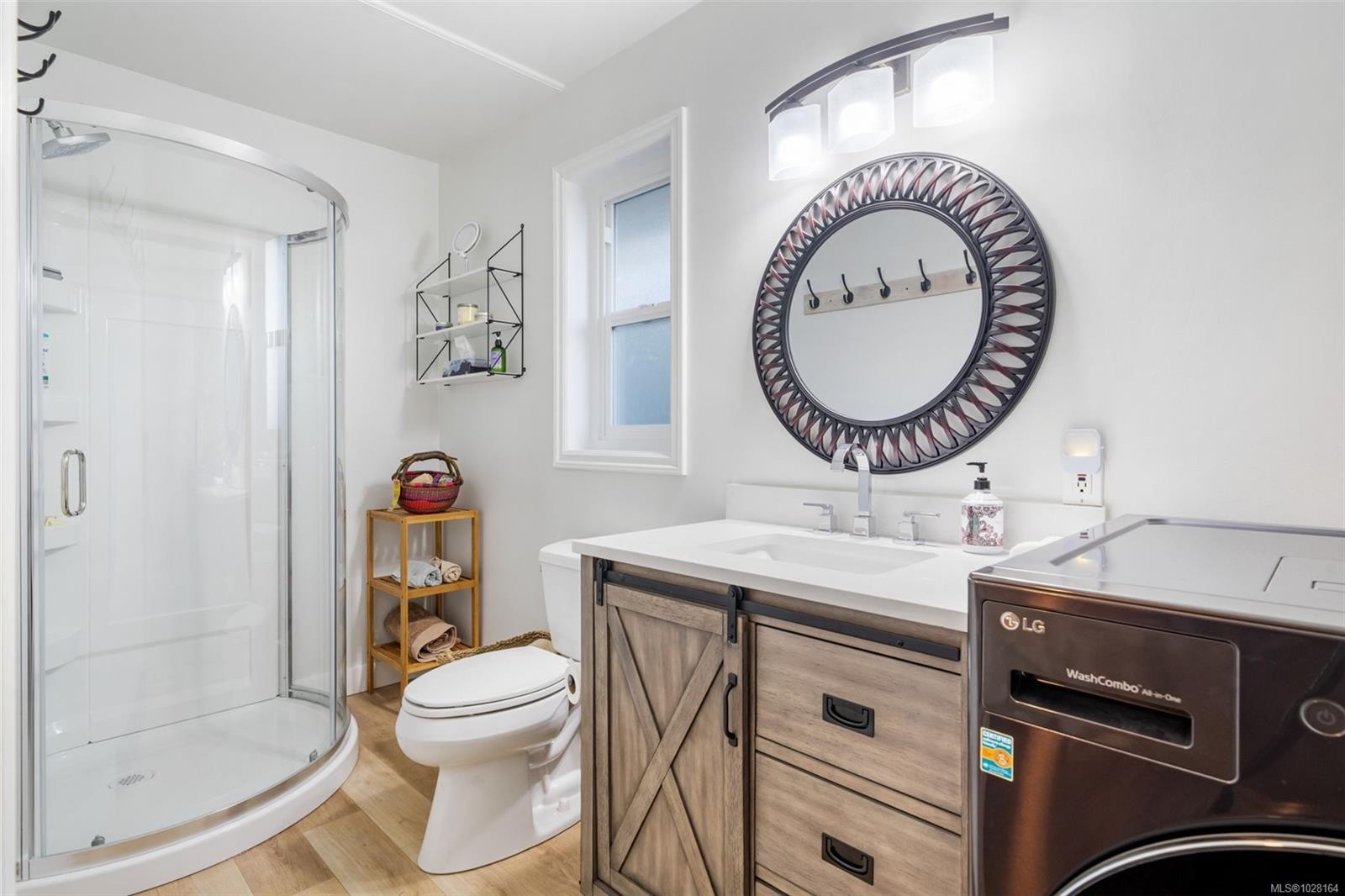 6092 Chippewa Rd, Duncan, BC