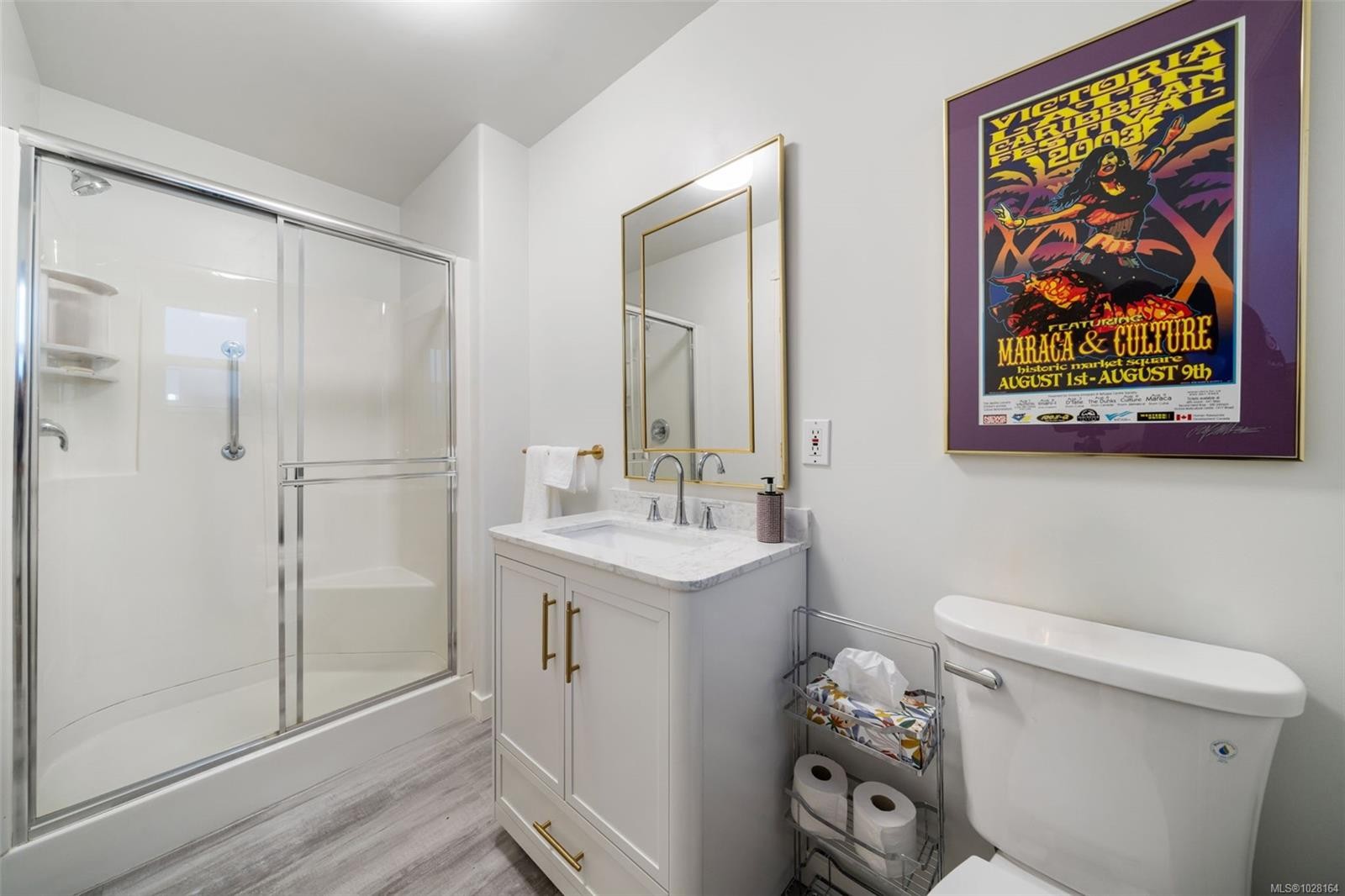 6092 Chippewa Rd, Duncan, BC