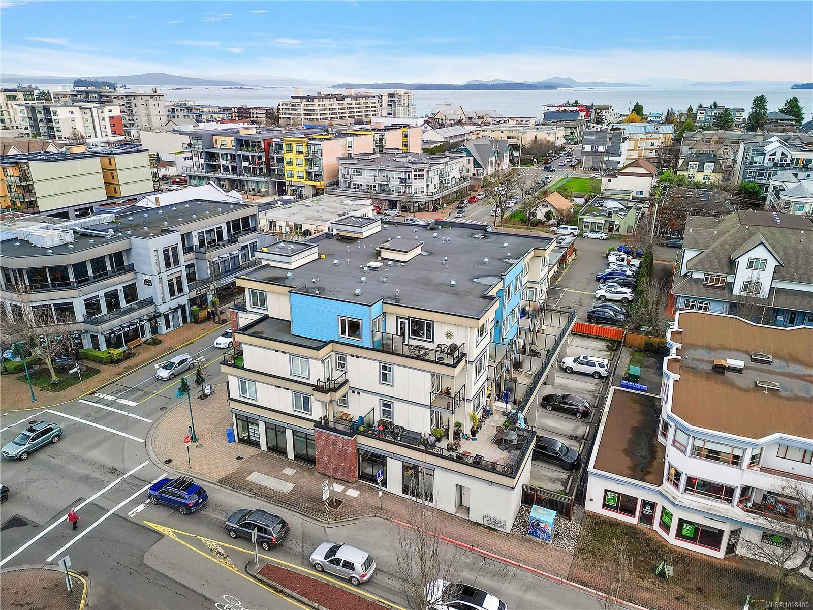 Ph403-2409 Bevan Ave, Sidney, BC - Outdoor With View