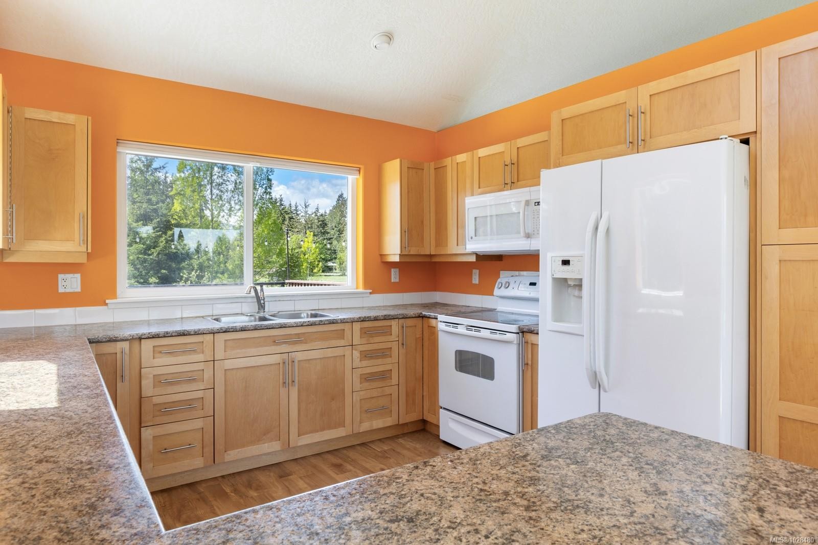 2892 Maridge Rd, Courtenay, BC