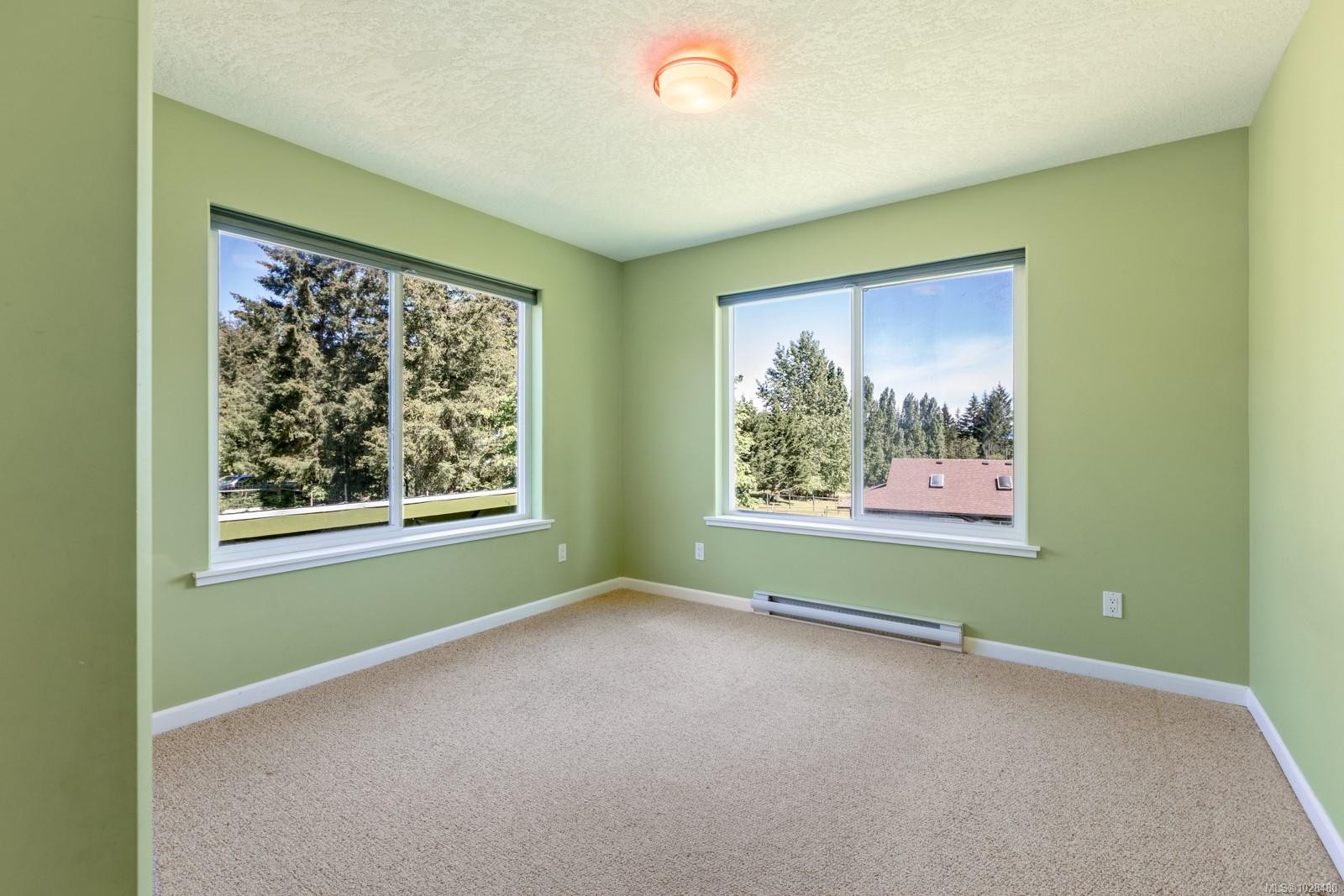 2892 Maridge Rd, Courtenay, BC