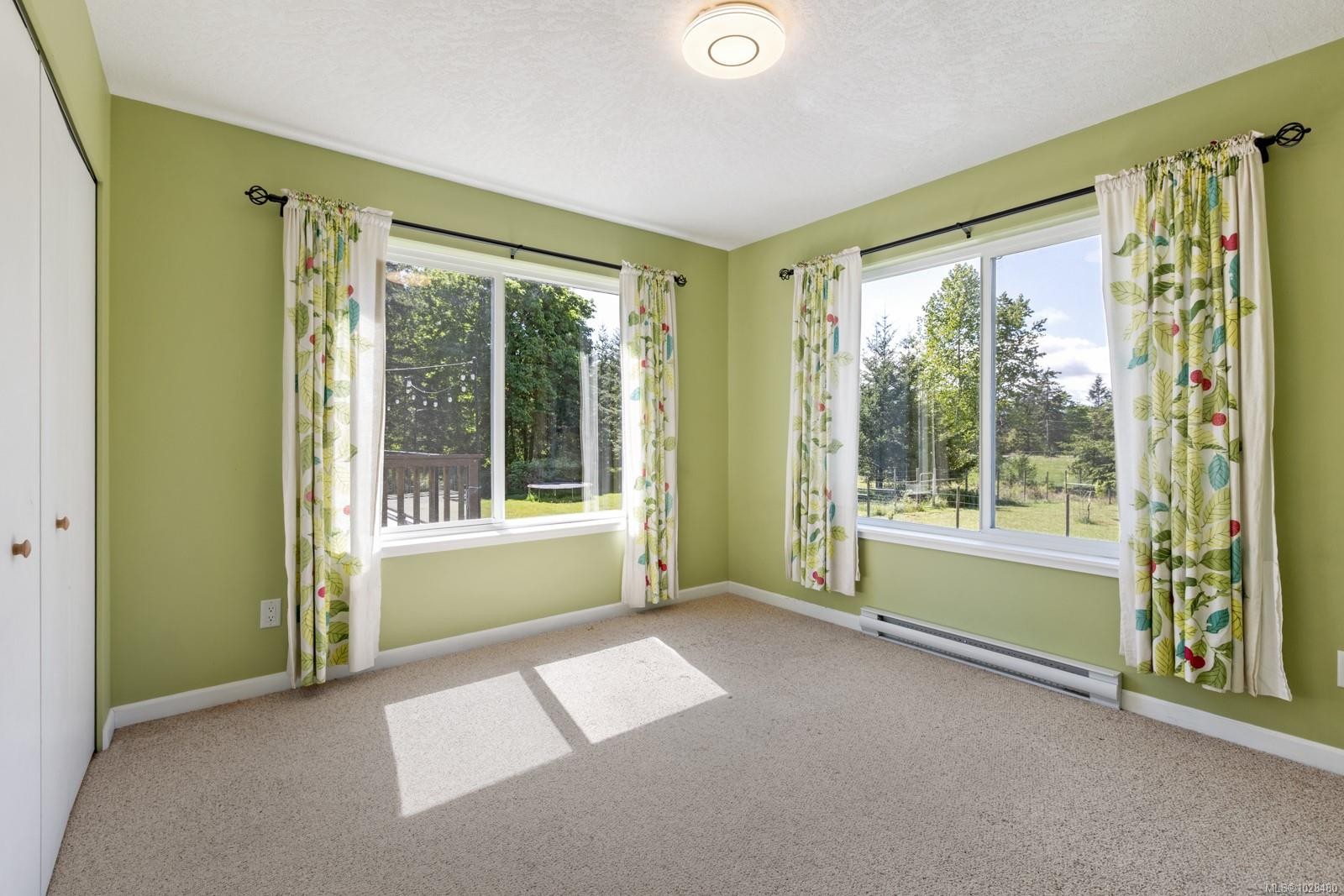 2892 Maridge Rd, Courtenay, BC