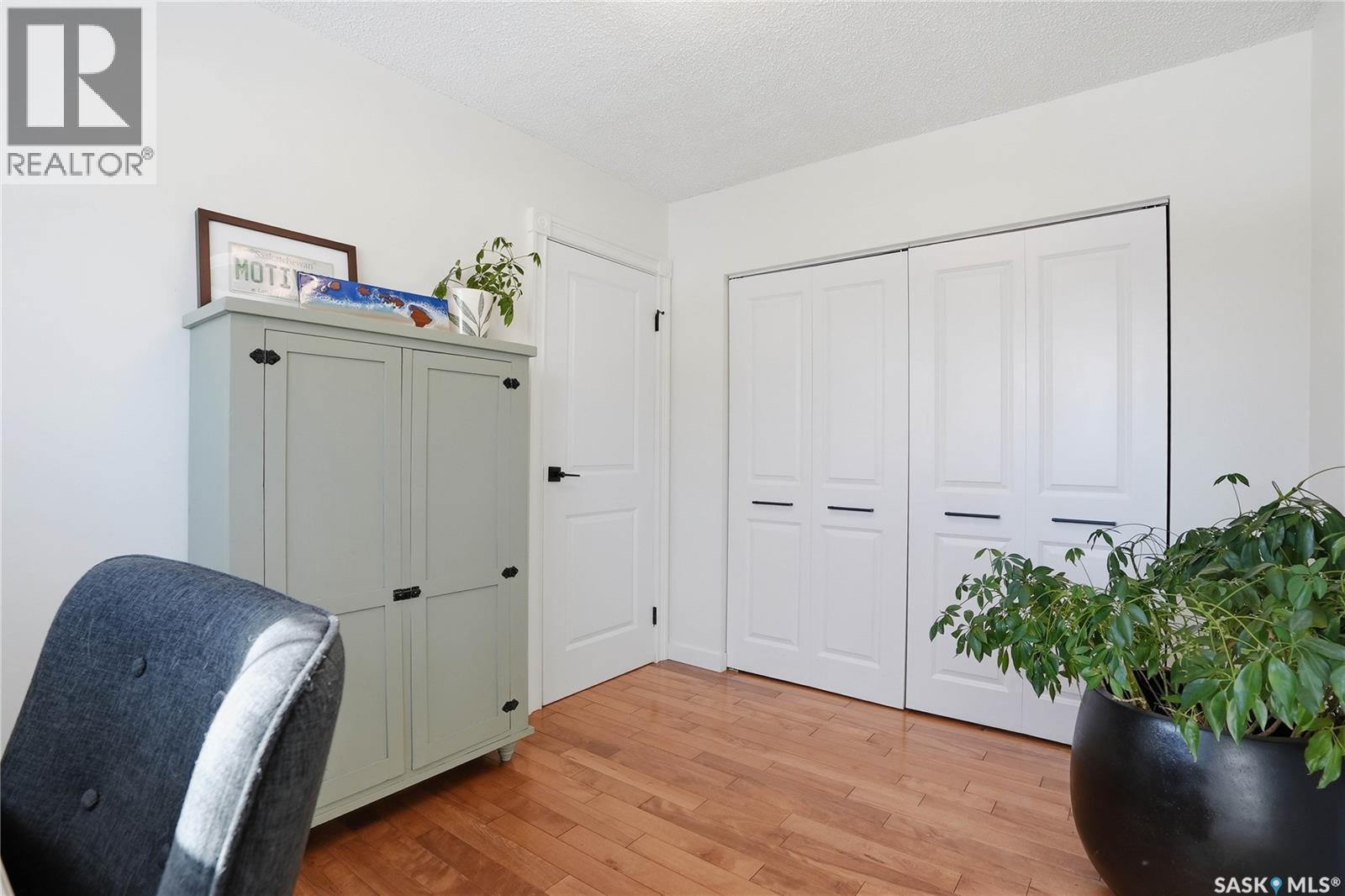 1033 9Th Street E, Saskatoon, SK - Indoor Photo Showing Other Room