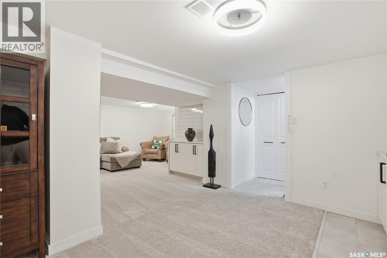 1033 9Th Street E, Saskatoon, SK - Indoor Photo Showing Other Room